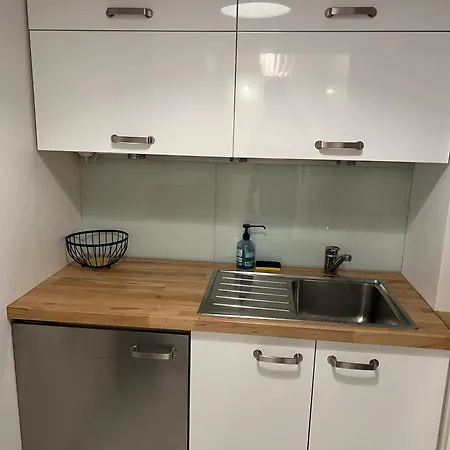 Le Quarante Deux Apartman