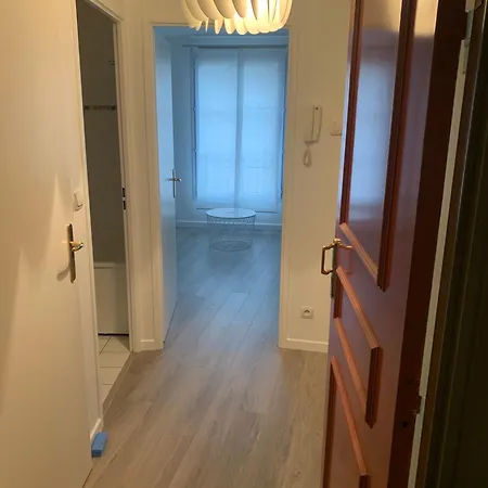 Apartment Le Quarante Deux 2 Minutes From